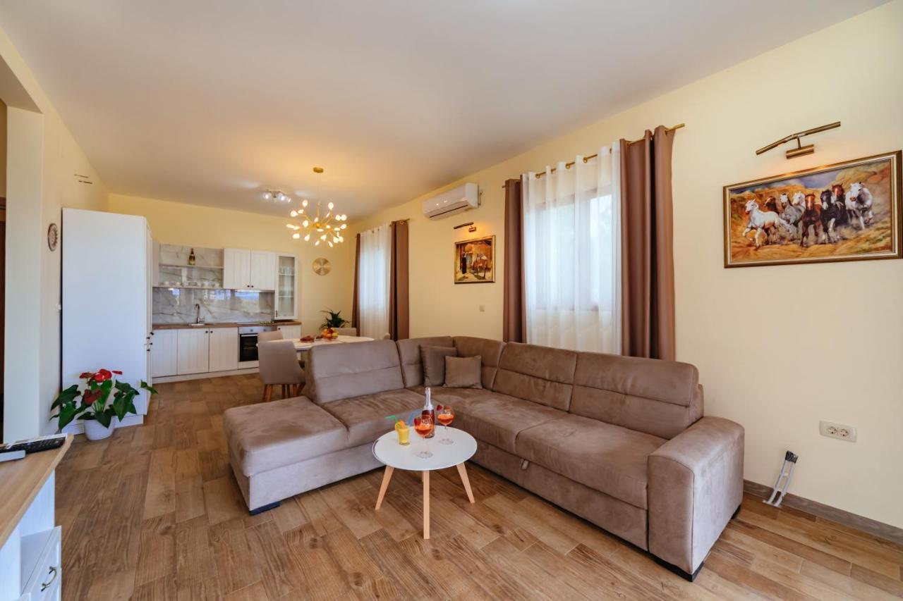 Holiday Home Sea Petrovac Luaran gambar