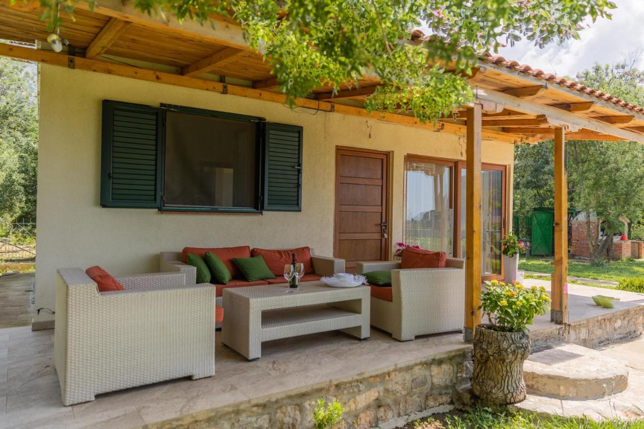 Holiday Home Sea Petrovac Luaran gambar