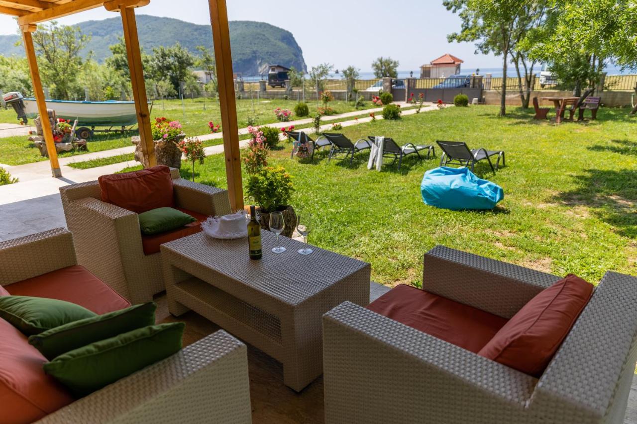 Holiday Home Sea Petrovac Luaran gambar