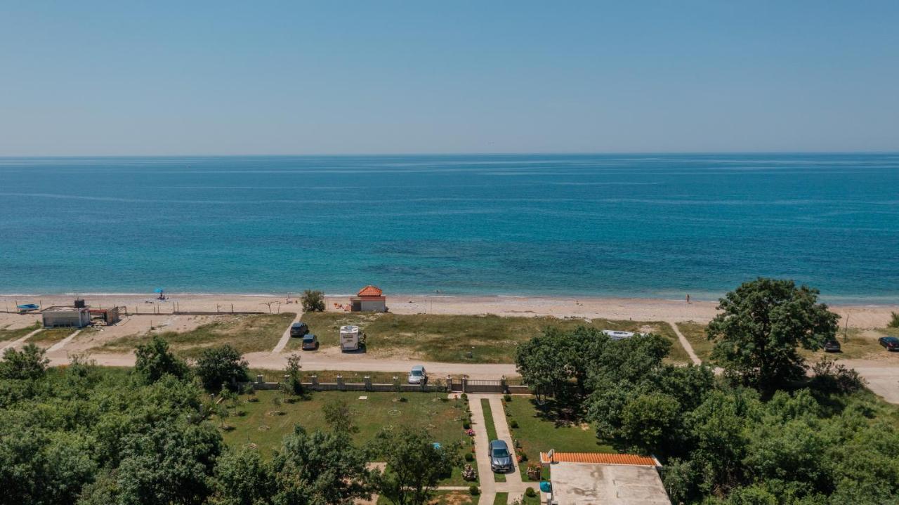 Holiday Home Sea Petrovac Luaran gambar