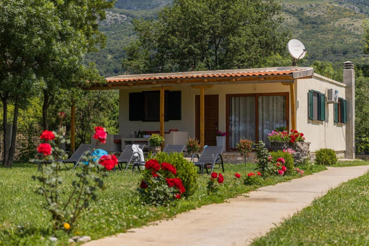 Holiday Home Sea Petrovac Luaran gambar